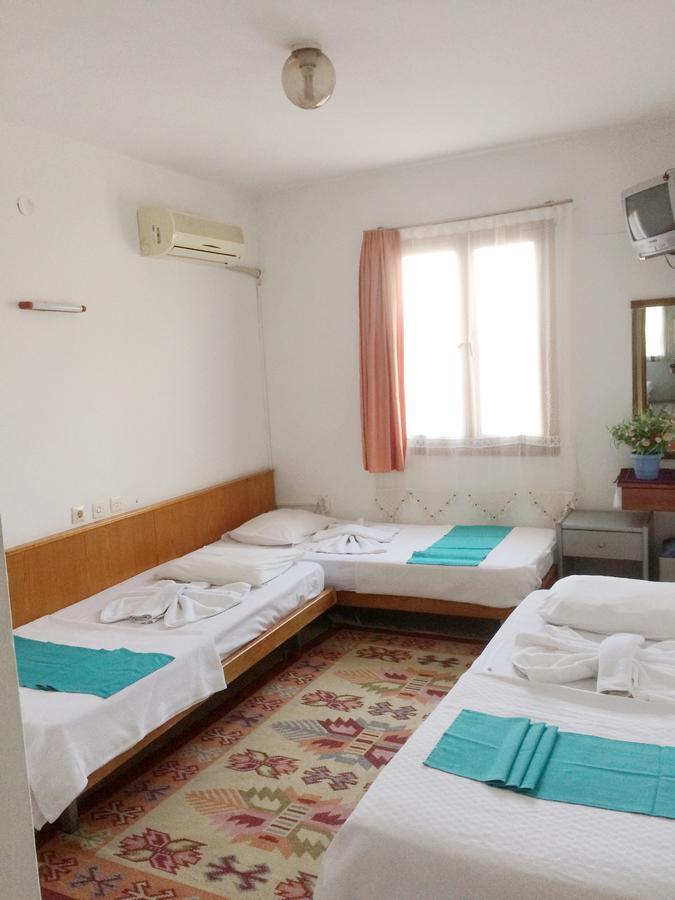 Parmis Rooms Cesme Bagian luar foto