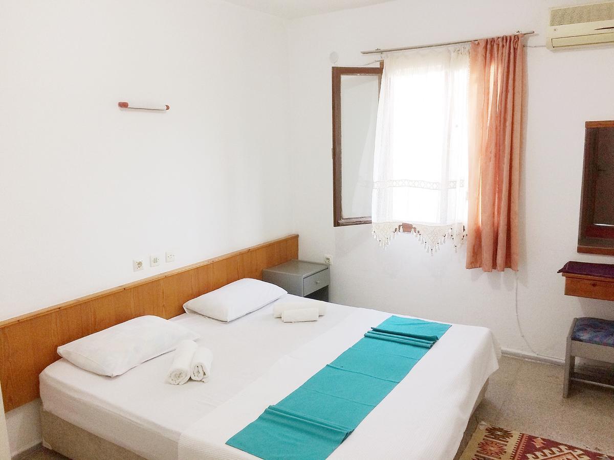 Parmis Rooms Cesme Bagian luar foto