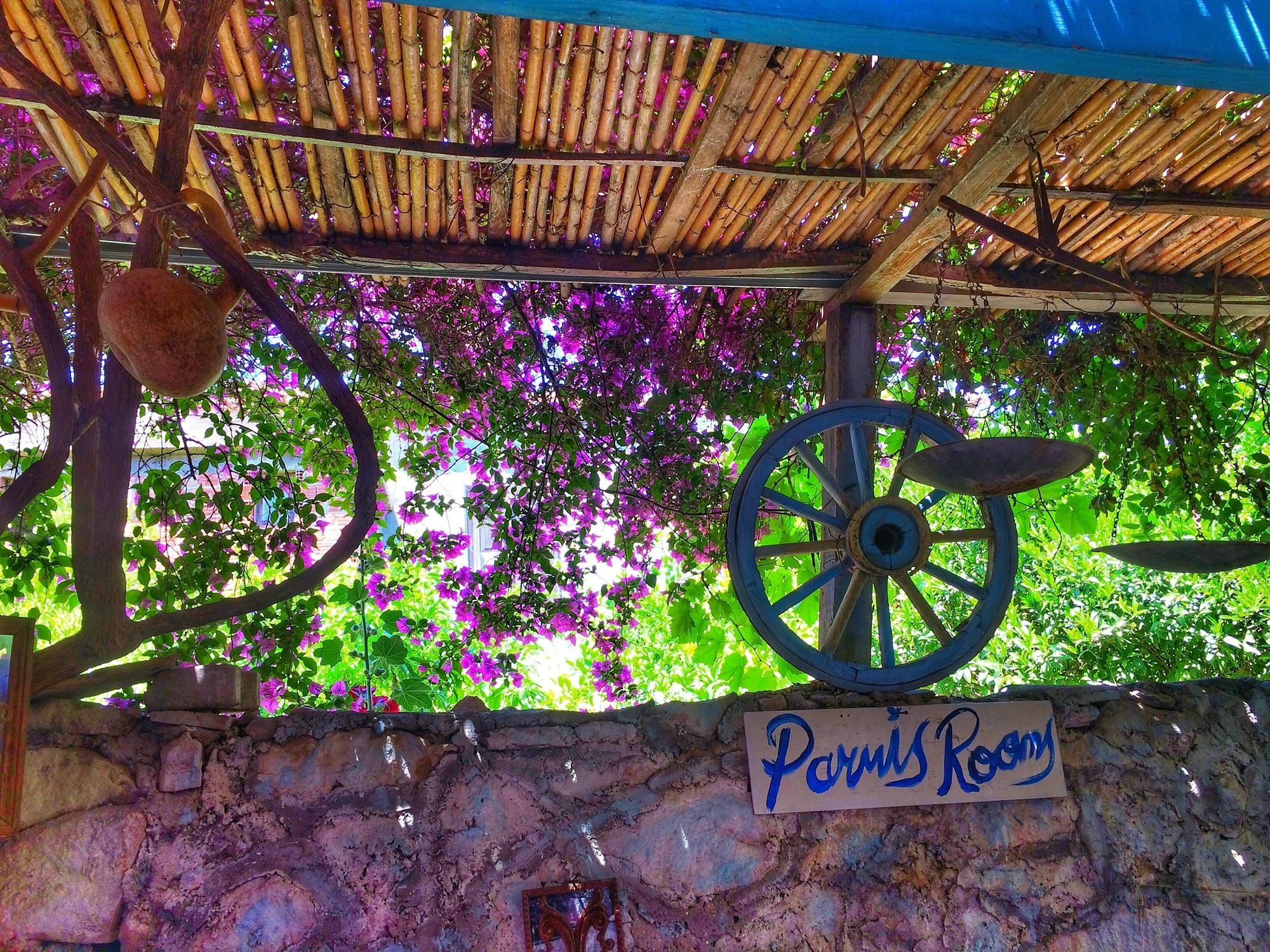 Parmis Rooms Cesme Bagian luar foto
